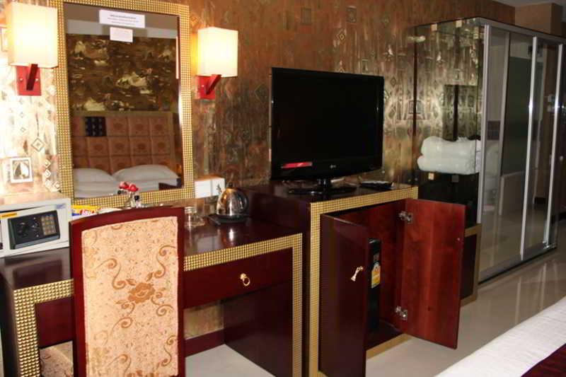 The Privi Suites Pattaja Kültér fotó