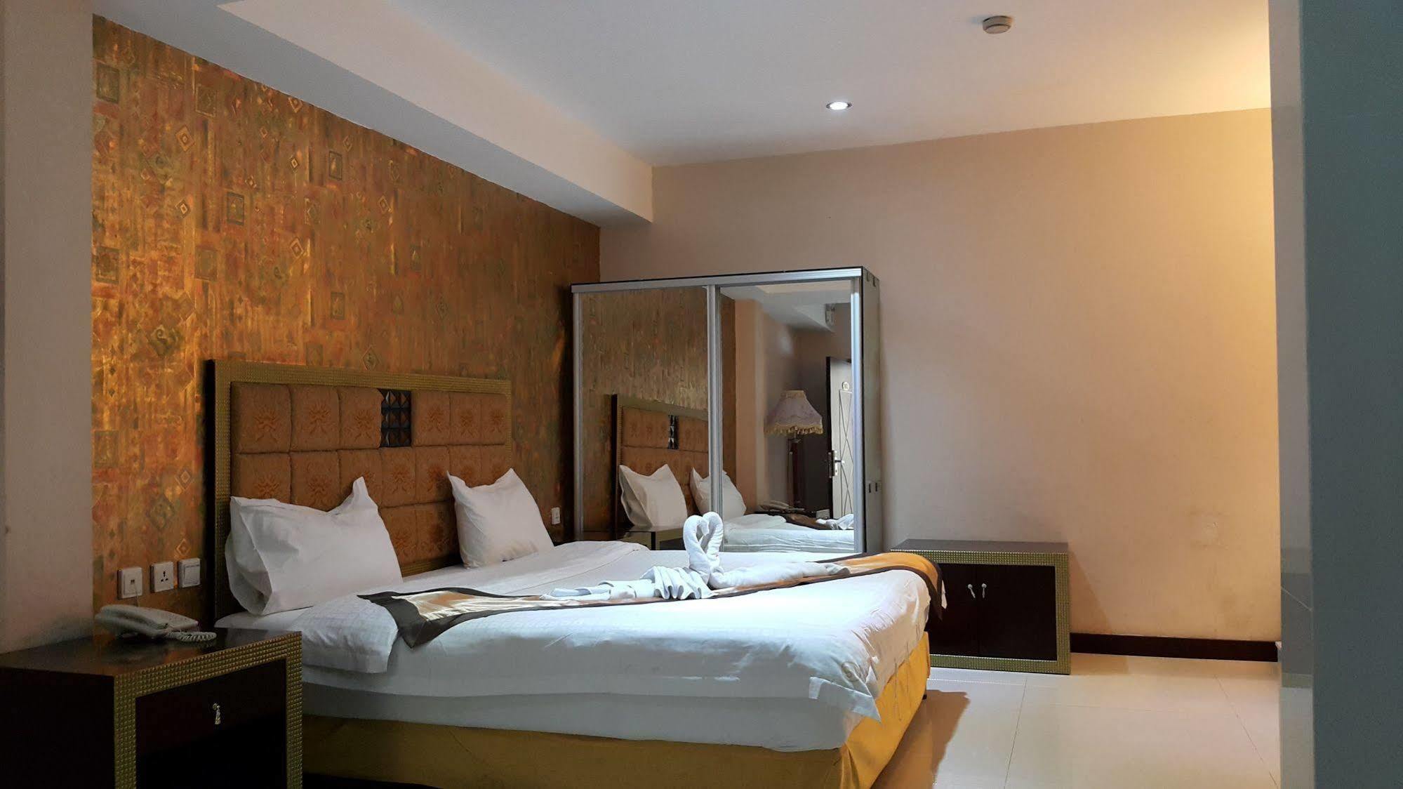 The Privi Suites Pattaja Kültér fotó