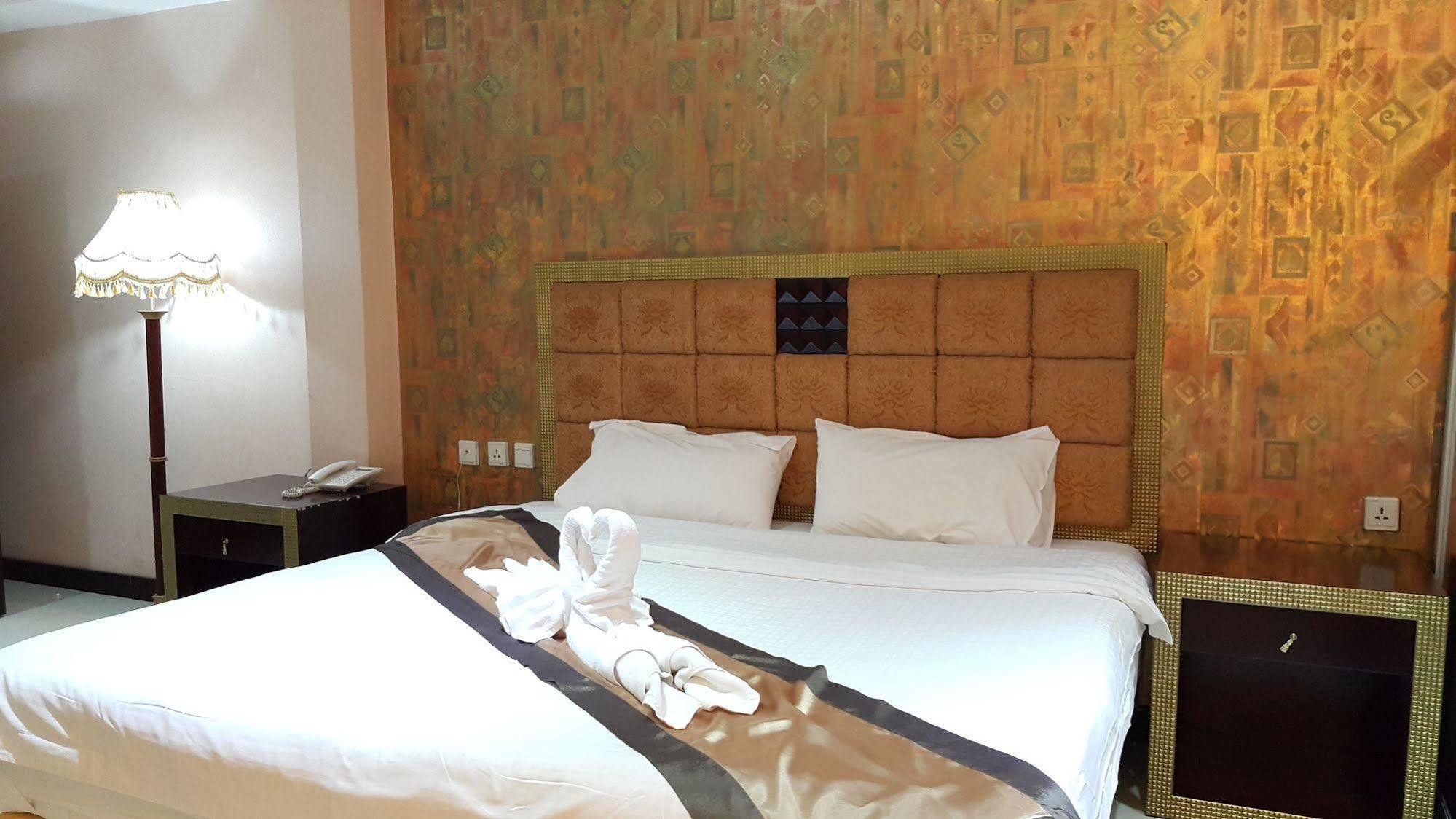 The Privi Suites Pattaja Kültér fotó